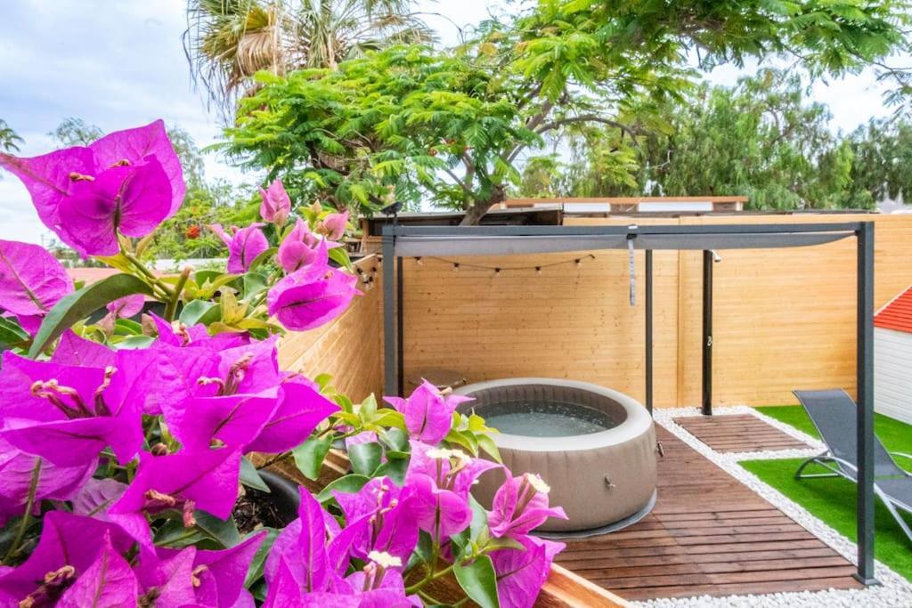 Private Paradise On Cozy Campsite, Jacuzzi, Netflix 라스 가예타스 외부 사진